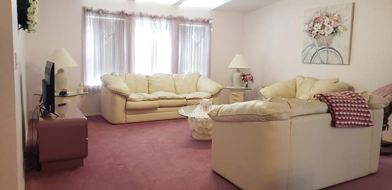 Home gallery image