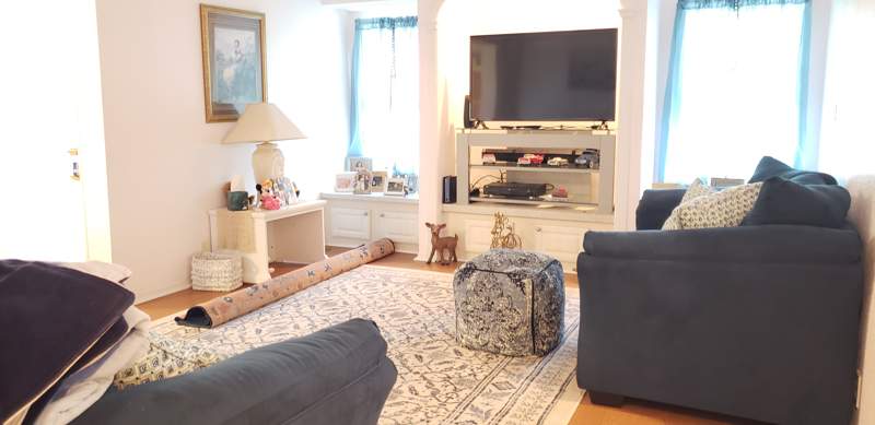 Home gallery image