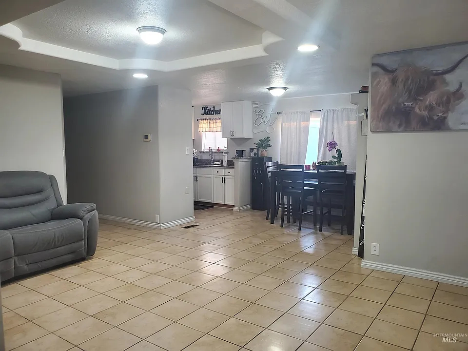 Home gallery image