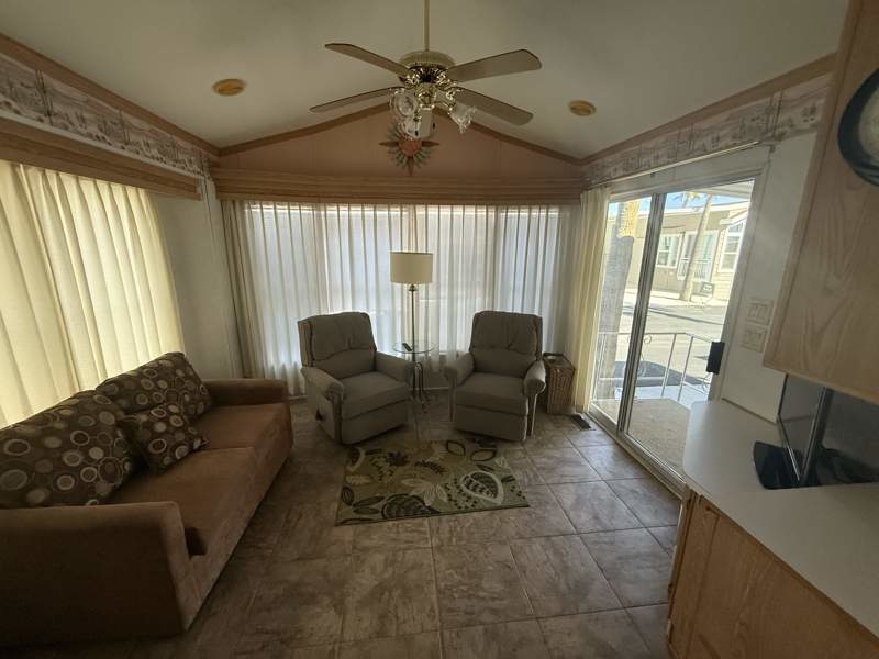 Home gallery image