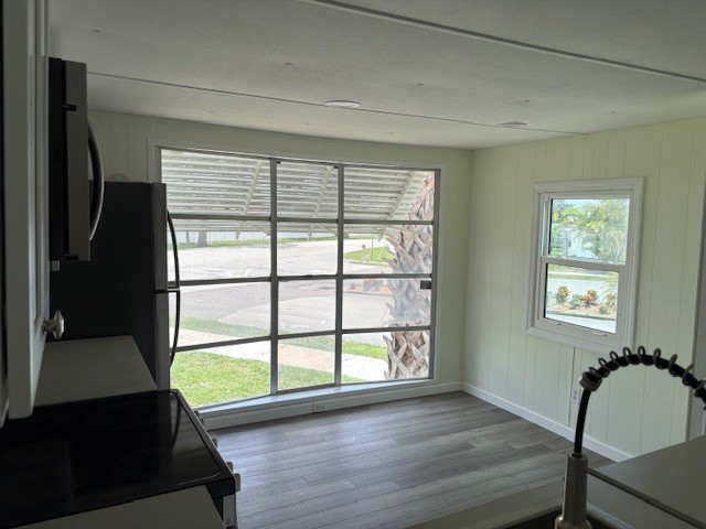 Home gallery image