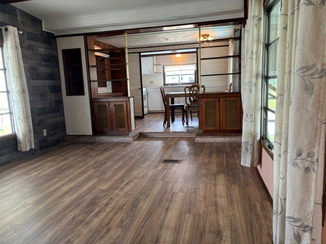 Home gallery image