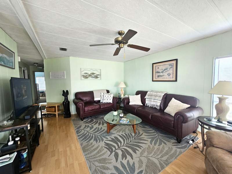 Home gallery image